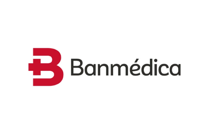 Logo institucional de Banmédica como Isapre en convenio con centro Novamente en Santiago.